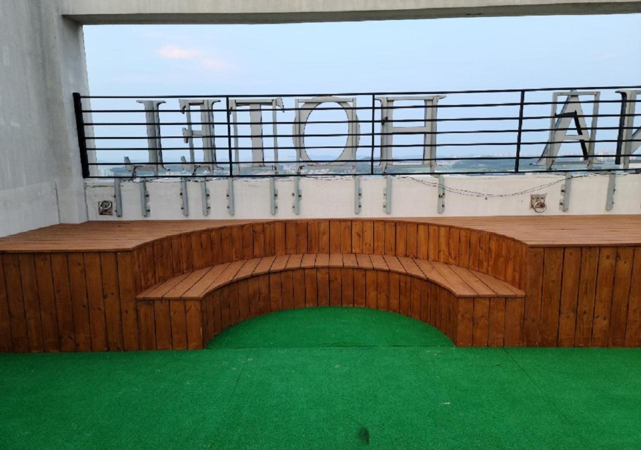 Western Bay Marina Hotel Pyeongtaek Exteriör bild