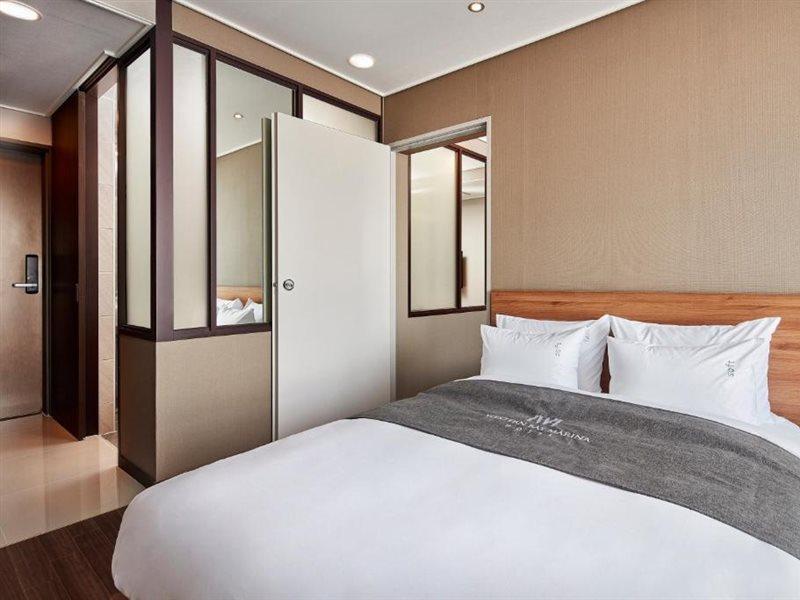 Western Bay Marina Hotel Pyeongtaek Exteriör bild