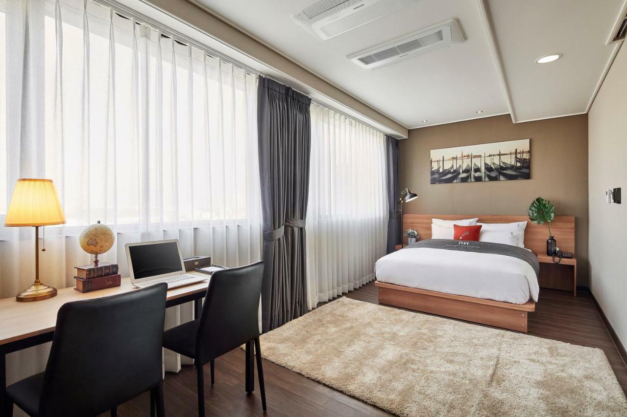 Western Bay Marina Hotel Pyeongtaek Exteriör bild